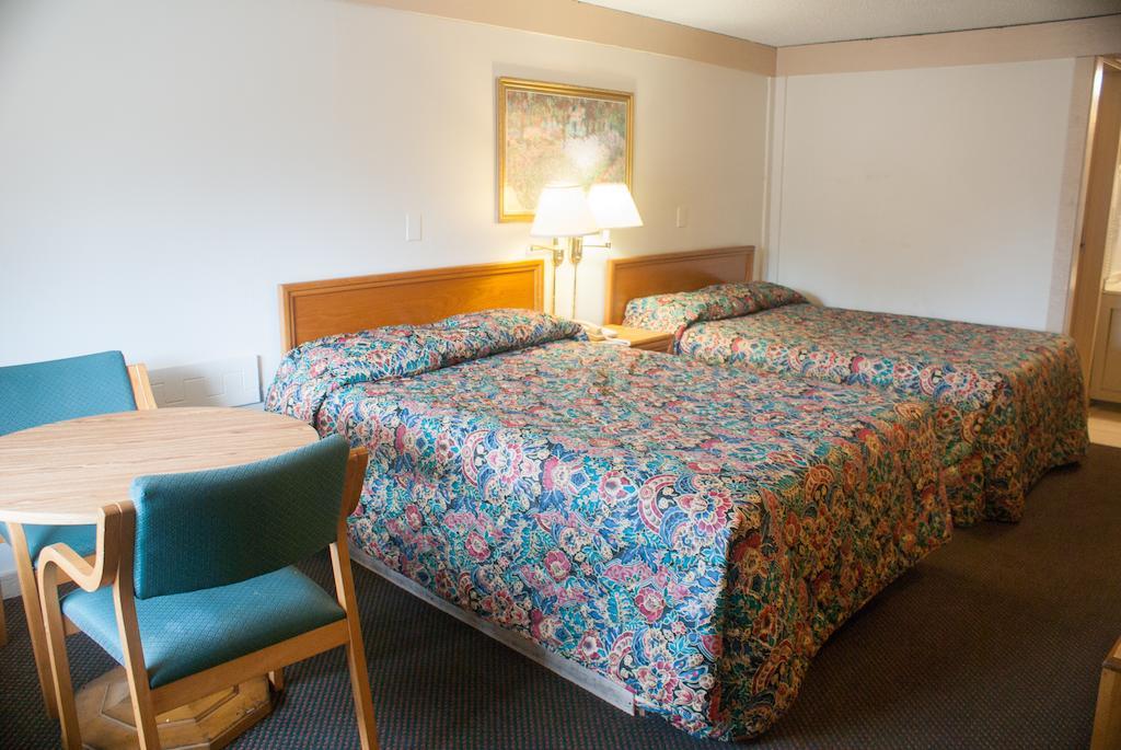 Executive Inn Jacksonville Room photo